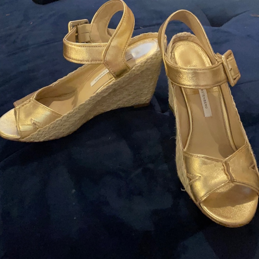 Diana Von Furstenberg Wedges Size 8